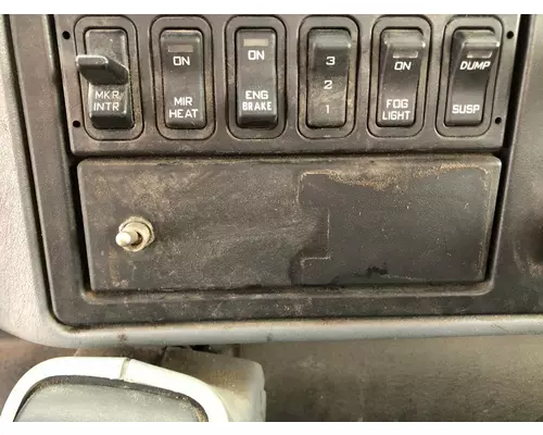 International 4400 Dash Panel