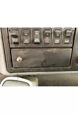 International 4400 Dash Panel