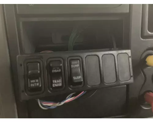 International 4400 Dash Panel