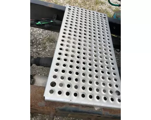 International 4400 Deckplate