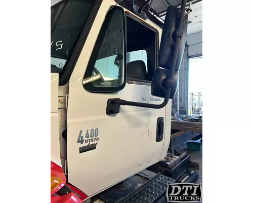 Door Assembly, Front INTERNATIONAL 4400 DTI Trucks