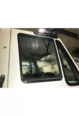 International 4400 Door Glass, Front