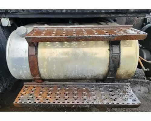 International 4400 Fuel Tank