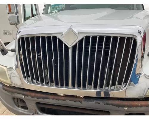 International 4400 Grille