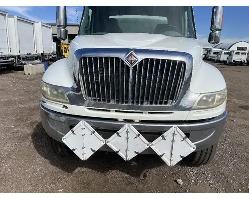 Grille INTERNATIONAL 4400 DTI Trucks