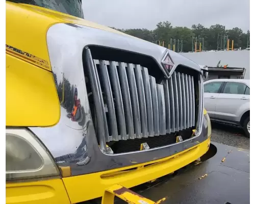 International 4400 Grille