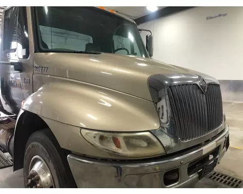 International 4400 Hood