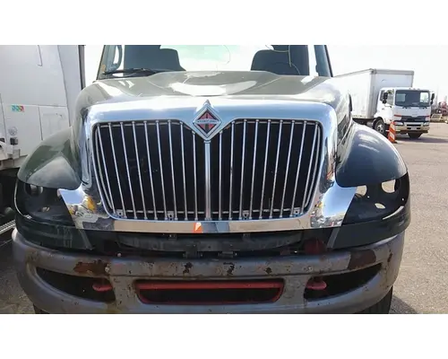 Hood INTERNATIONAL 4400 LKQ Western Truck Parts