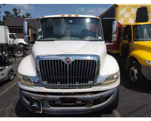 Hood INTERNATIONAL 4400 LKQ Heavy Truck Maryland