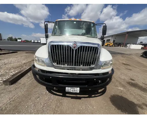 Hood INTERNATIONAL 4400 DTI Trucks