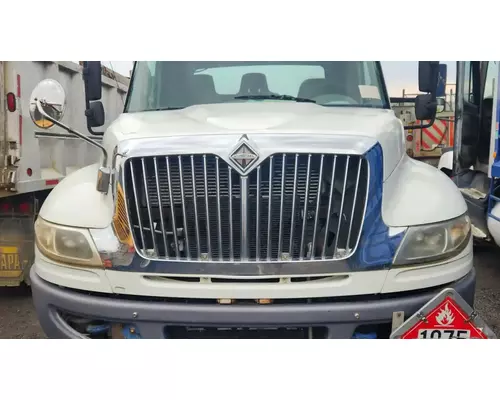 International 4400 Hood