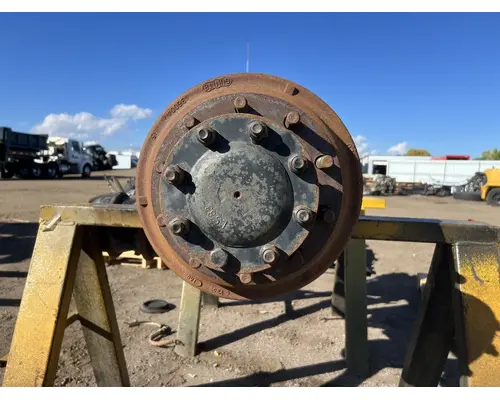 Hub INTERNATIONAL 4400 DTI Trucks