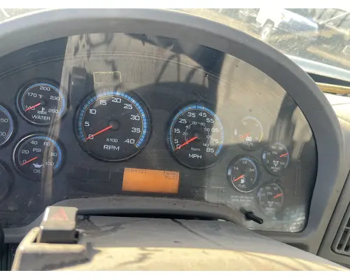 Instrument Cluster INTERNATIONAL 4400 DTI Trucks