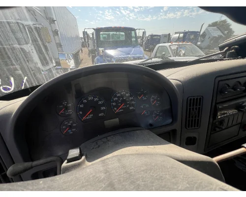 Instrument Cluster INTERNATIONAL 4400 DTI Trucks