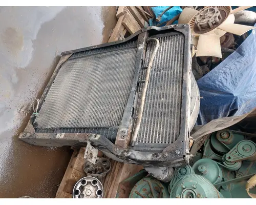 Intercooler INTERNATIONAL 4400 Crest Truck Parts