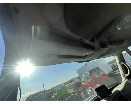Interior Sun Visor INTERNATIONAL 4400 DTI Trucks