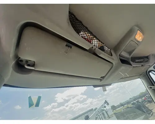 Interior Sun Visor INTERNATIONAL 4400 DTI Trucks