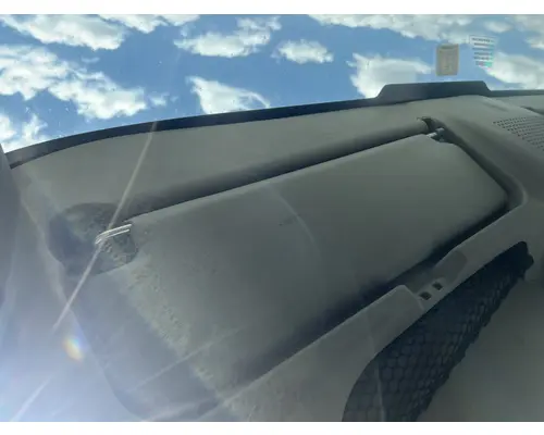Interior Sun Visor INTERNATIONAL 4400 DTI Trucks