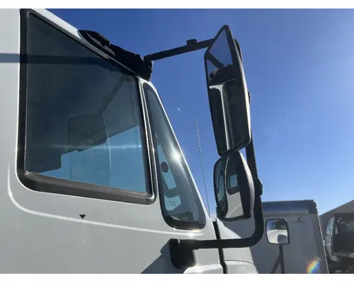Mirror (Side View) INTERNATIONAL 4400 DTI Trucks