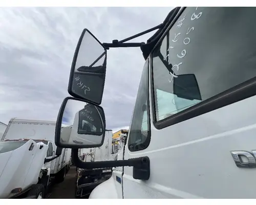Mirror (Side View) INTERNATIONAL 4400 DTI Trucks