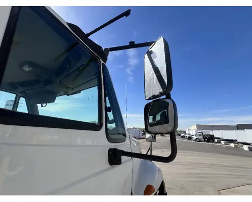 Mirror (Side View) INTERNATIONAL 4400 DTI Trucks
