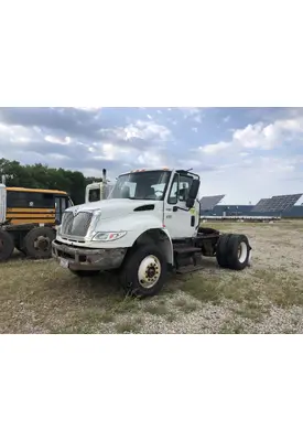 International 4400 Parts Unit