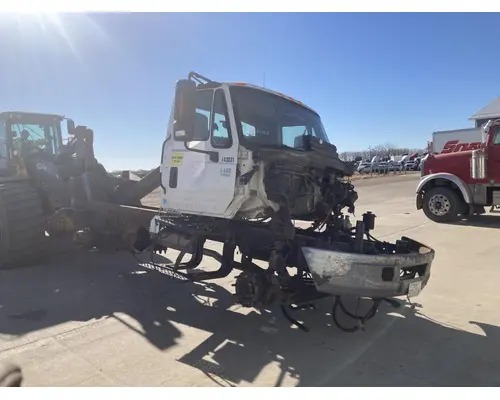 International 4400 Parts Unit