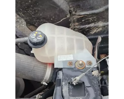 International 4400 Radiator Overflow Bottle