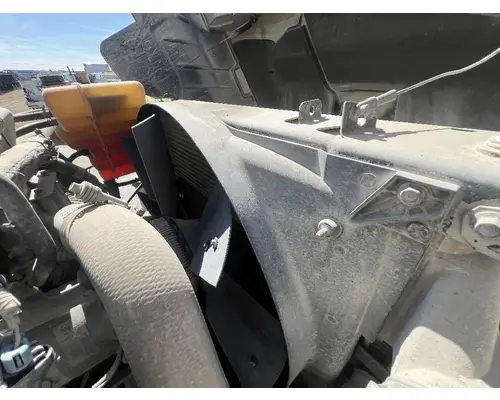 Radiator Shroud INTERNATIONAL 4400 DTI Trucks