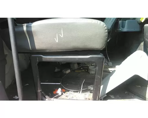 Seat, Front INTERNATIONAL 4400 LKQ Heavy Truck - Goodys