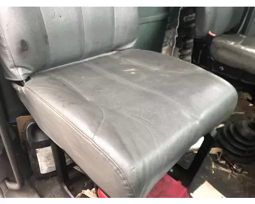 Seat, Front International 4400 Vander Haags Inc Kc