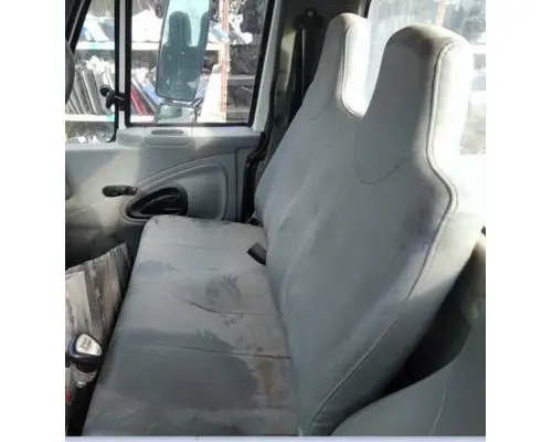 Seat, Front INTERNATIONAL 4400 LKQ Thompson Motors - Wykoff