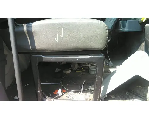 Seat, Front INTERNATIONAL 4400 LKQ Heavy Truck - Goodys