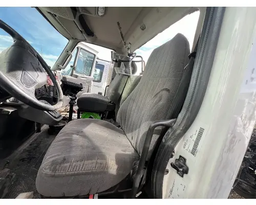 Seat, Front INTERNATIONAL 4400 DTI Trucks
