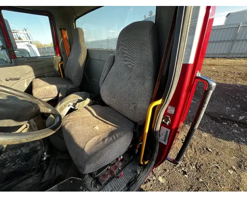 Seat, Front INTERNATIONAL 4400 DTI Trucks