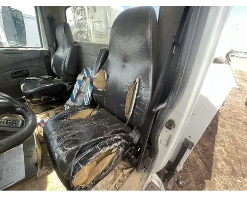 Seat, Front INTERNATIONAL 4400 DTI Trucks