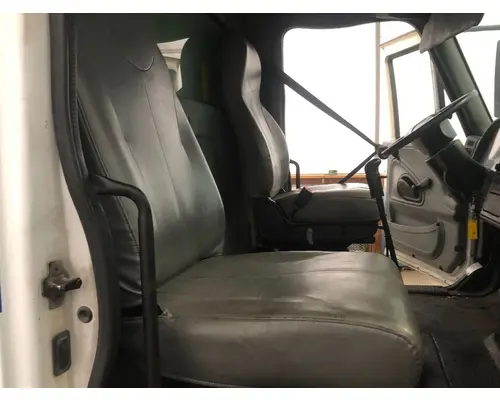 Seat, Front International 4400 Vander Haags Inc Cb