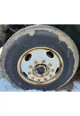 International 4400 Spindle / Knuckle, Front