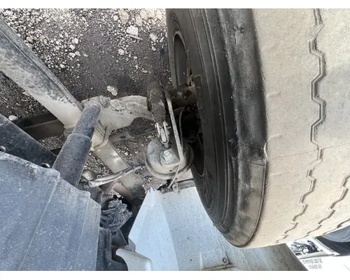 Spindle / Knuckle, Front INTERNATIONAL 4400 DTI Trucks