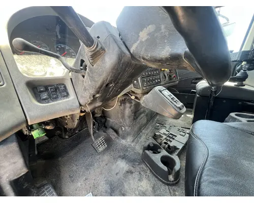 Steering Column INTERNATIONAL 4400 DTI Trucks