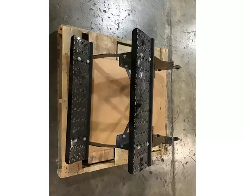 Step INTERNATIONAL 4400 Marshfield Transportation Products