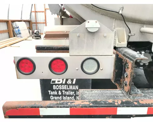 International 4400 Tail Panel