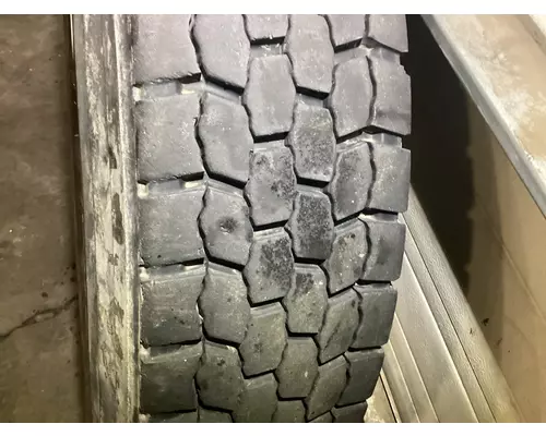 International 4400 Tires