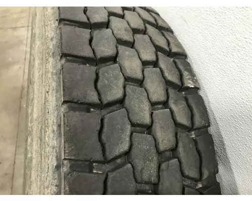 International 4400 Tires