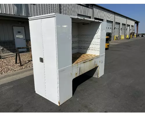 Tool Box INTERNATIONAL 4400 DTI Trucks