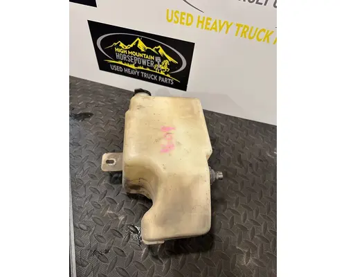 Windshield Washer Reservoir INTERNATIONAL 4400 High Mountain Horsepower