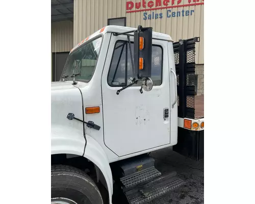 Cab INTERNATIONAL 4600 Dutchers Inc   Heavy Truck Div  Ny