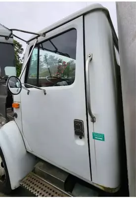 International 4600 Cab