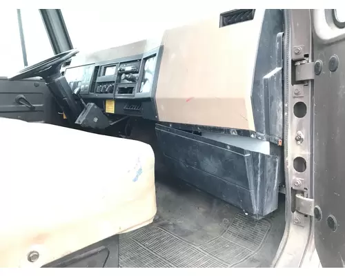 International 4600 Dash Assembly