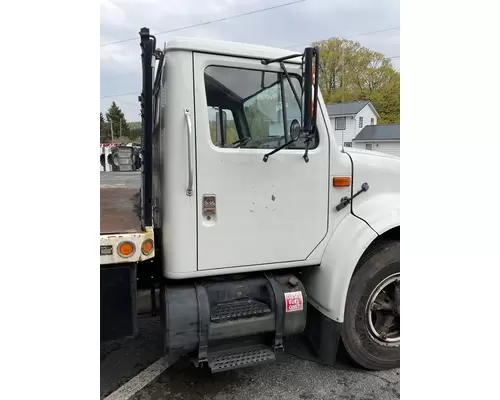 Fender Extension INTERNATIONAL 4600 Dutchers Inc   Heavy Truck Div  Ny